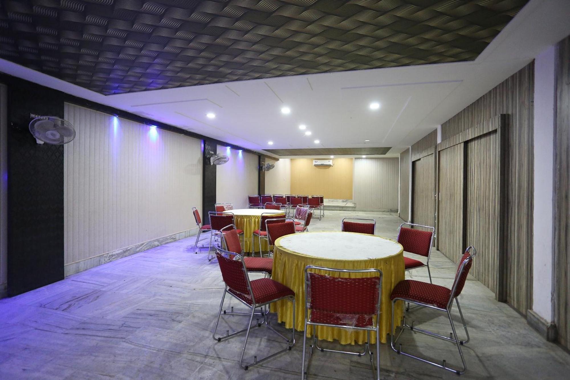 Hotel O Kanha Continental Agra  Eksteriør billede